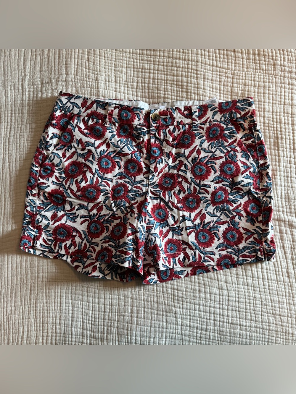 Old Navy Floral Print Women's Shorts - Red & Blue on White - Size 12